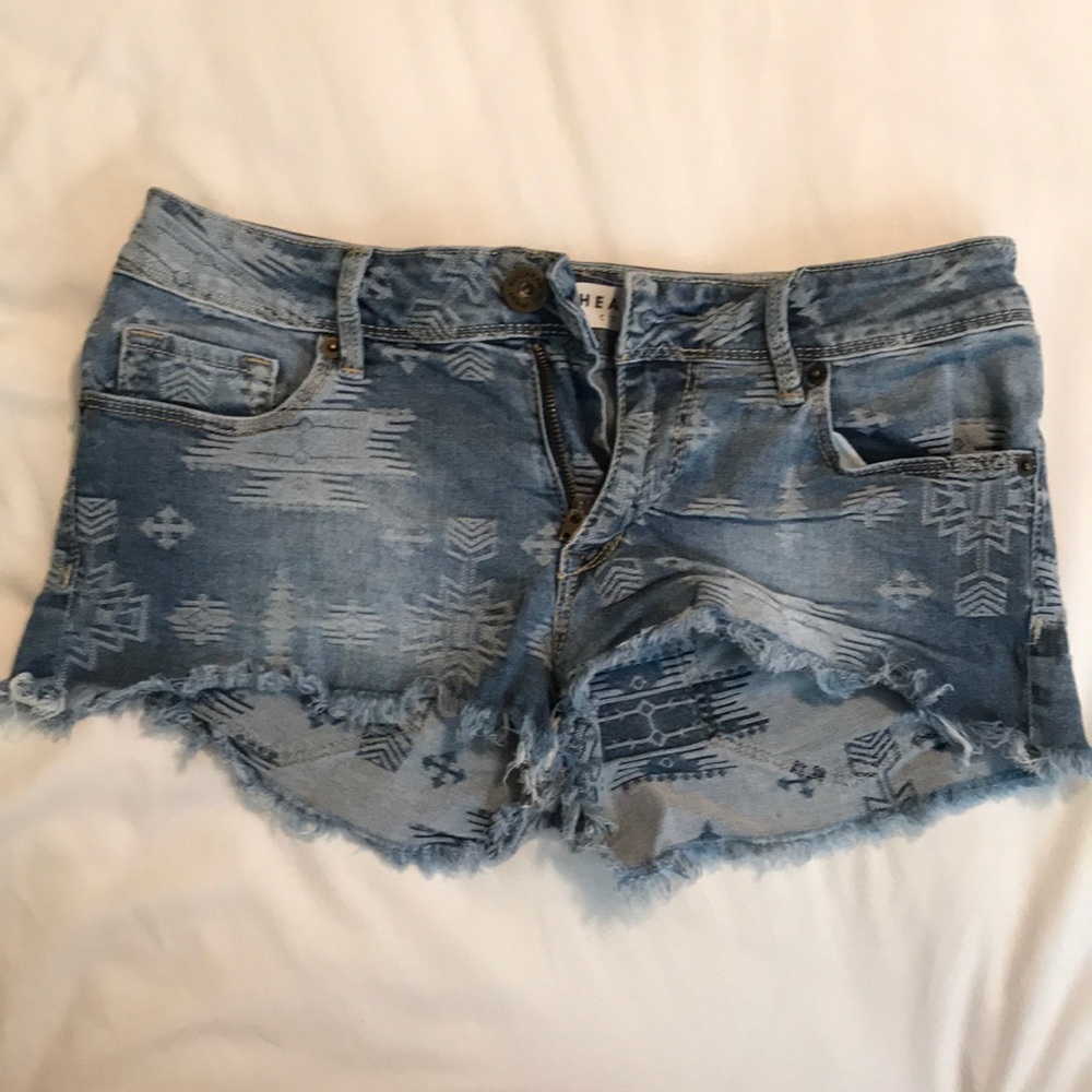 Bullhead shorts